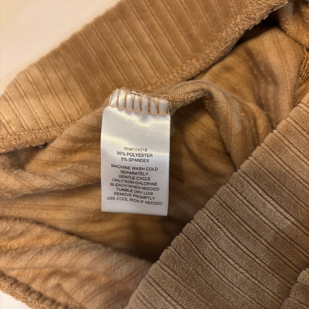 Derek Heart Camel Ribbed Pants - Picture 8 of 8